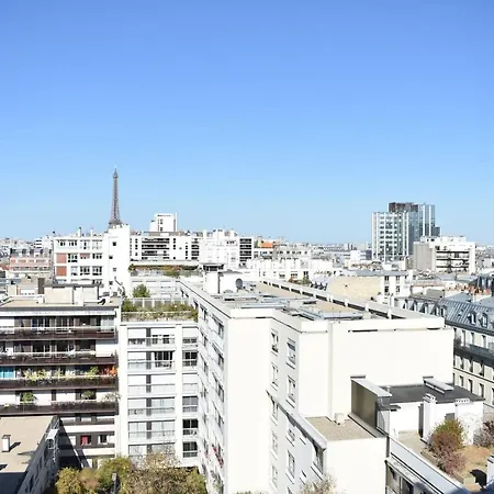 3 Bedroom Eiffel Tower-view Flat Paris