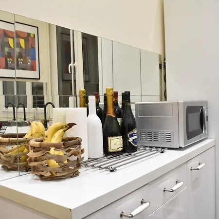 3 Bedroom Eiffel Tower-view Flat * Παρίσι